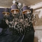 Pair of chandeliers in lacquered metal and faceted pearls