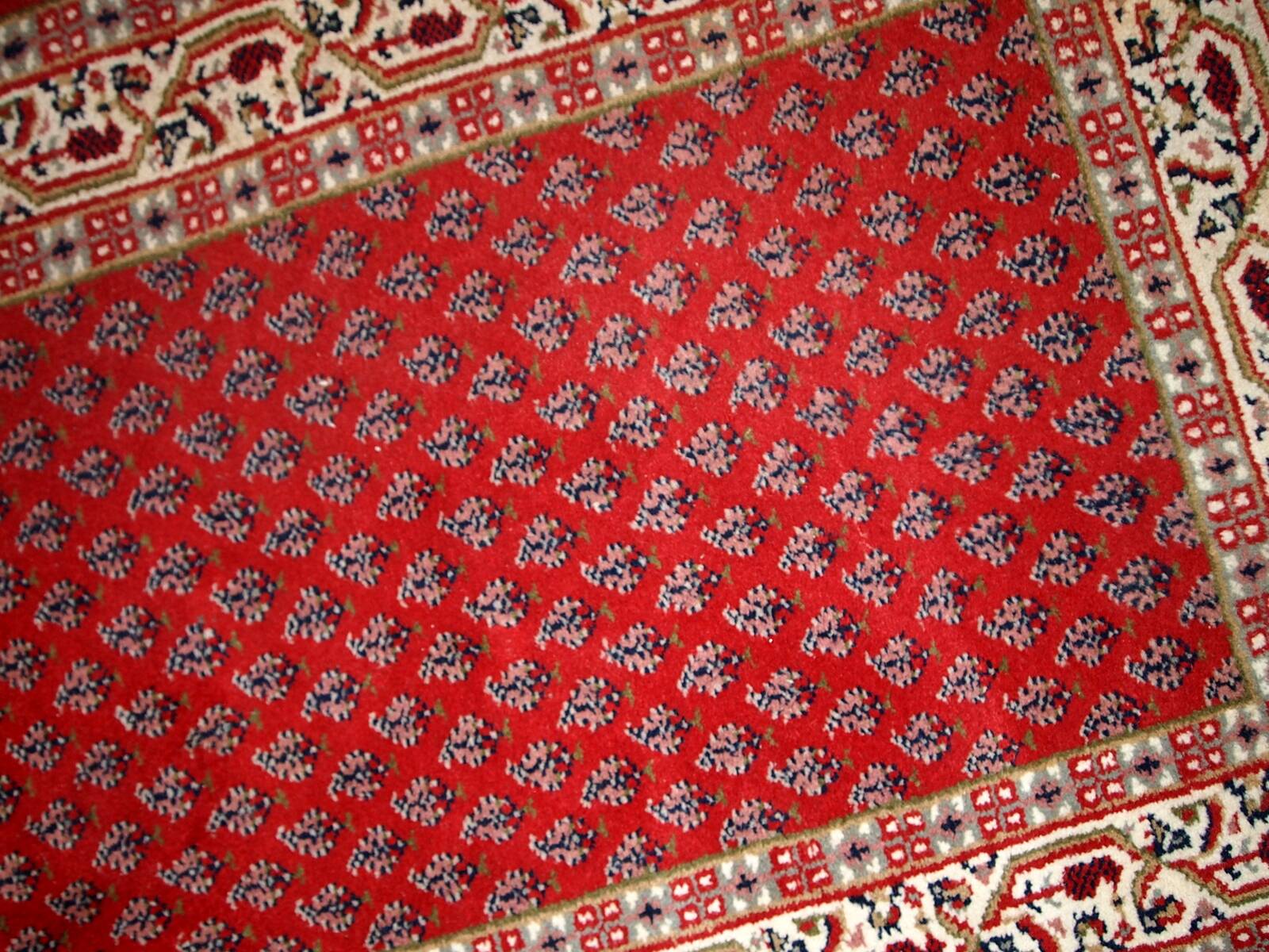 Tapis Vintage Indo-Seraband en Laine, Années 1970, Élégance Classique