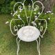 Paire d’anciens fauteuils de jardin en fer forgé