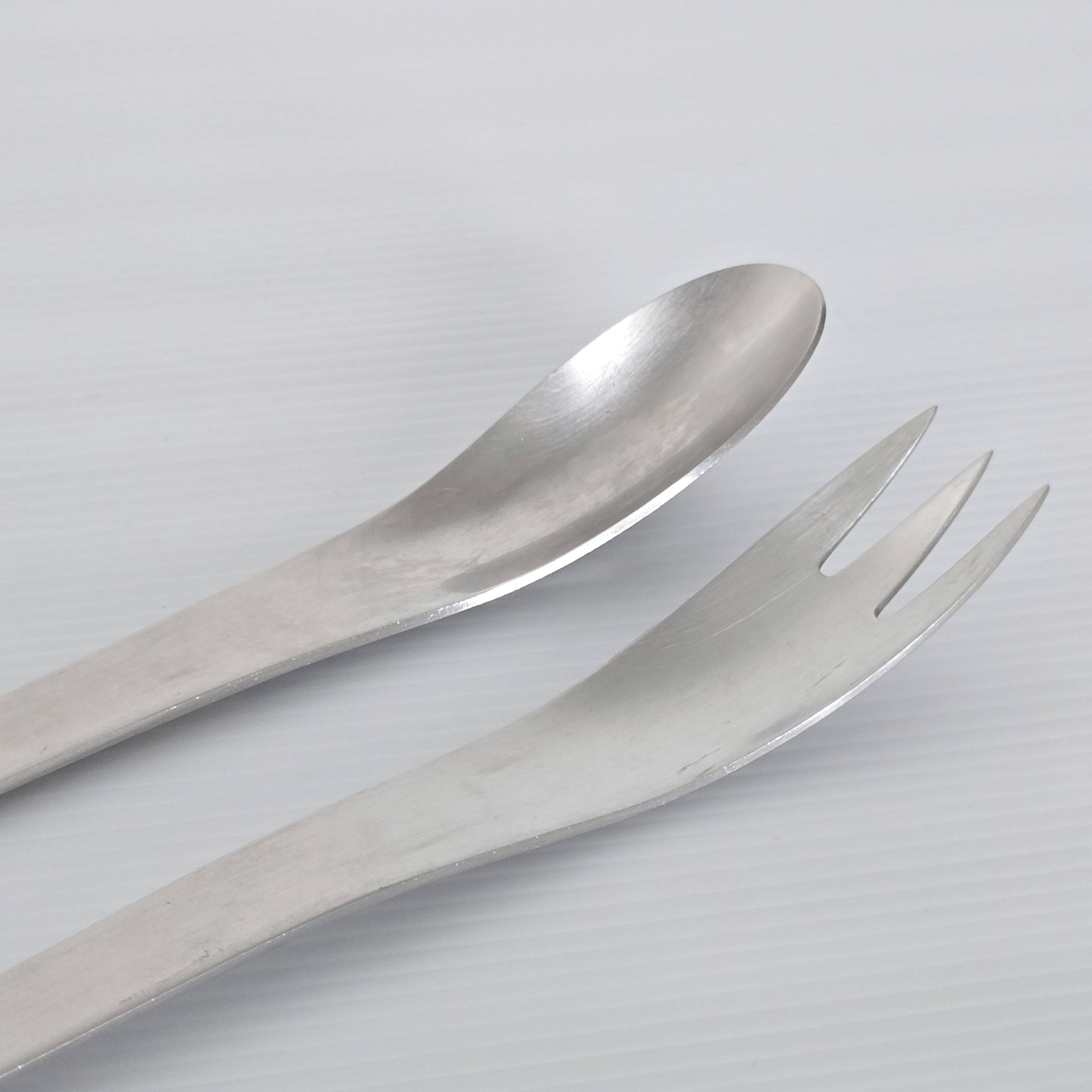 Arne Jacobsen salad servers for Georg Jensen 1970