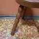 Tabouret tripode en bois
