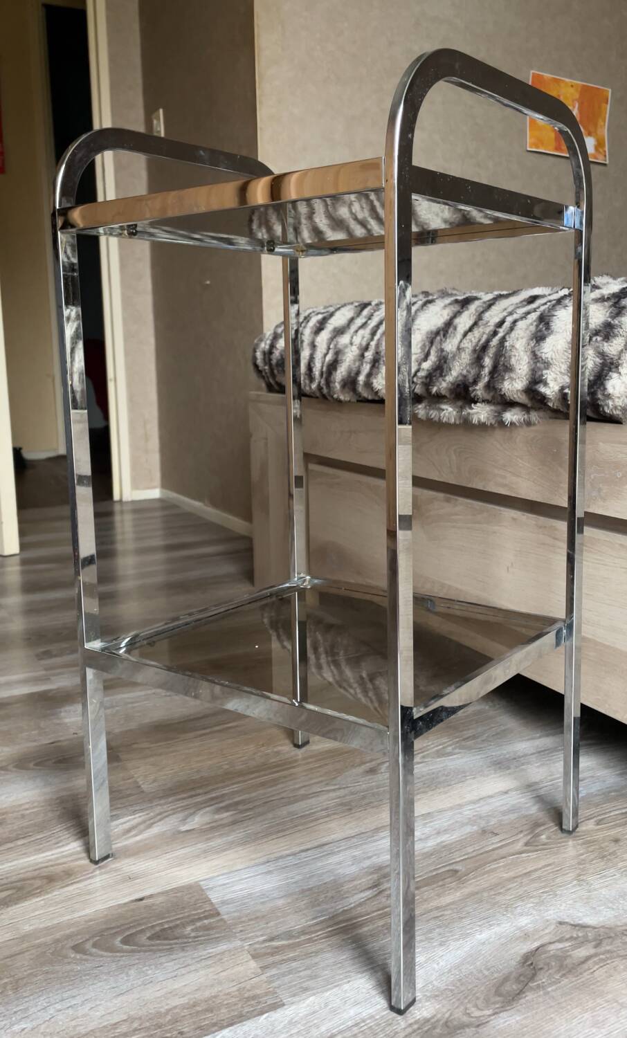 Sellette étagère vintage vers 1970 chromée