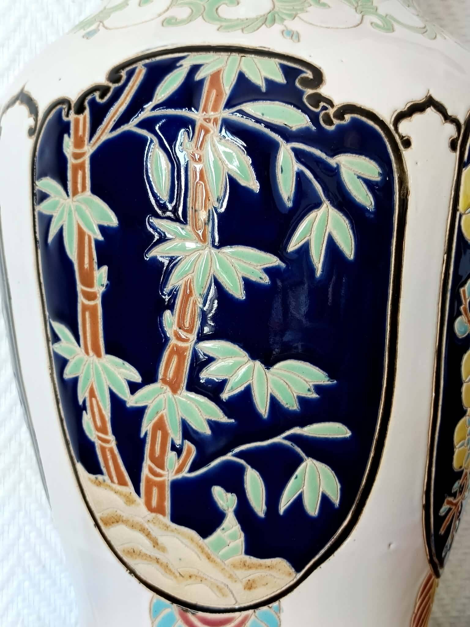 Vase en céramique japonisant