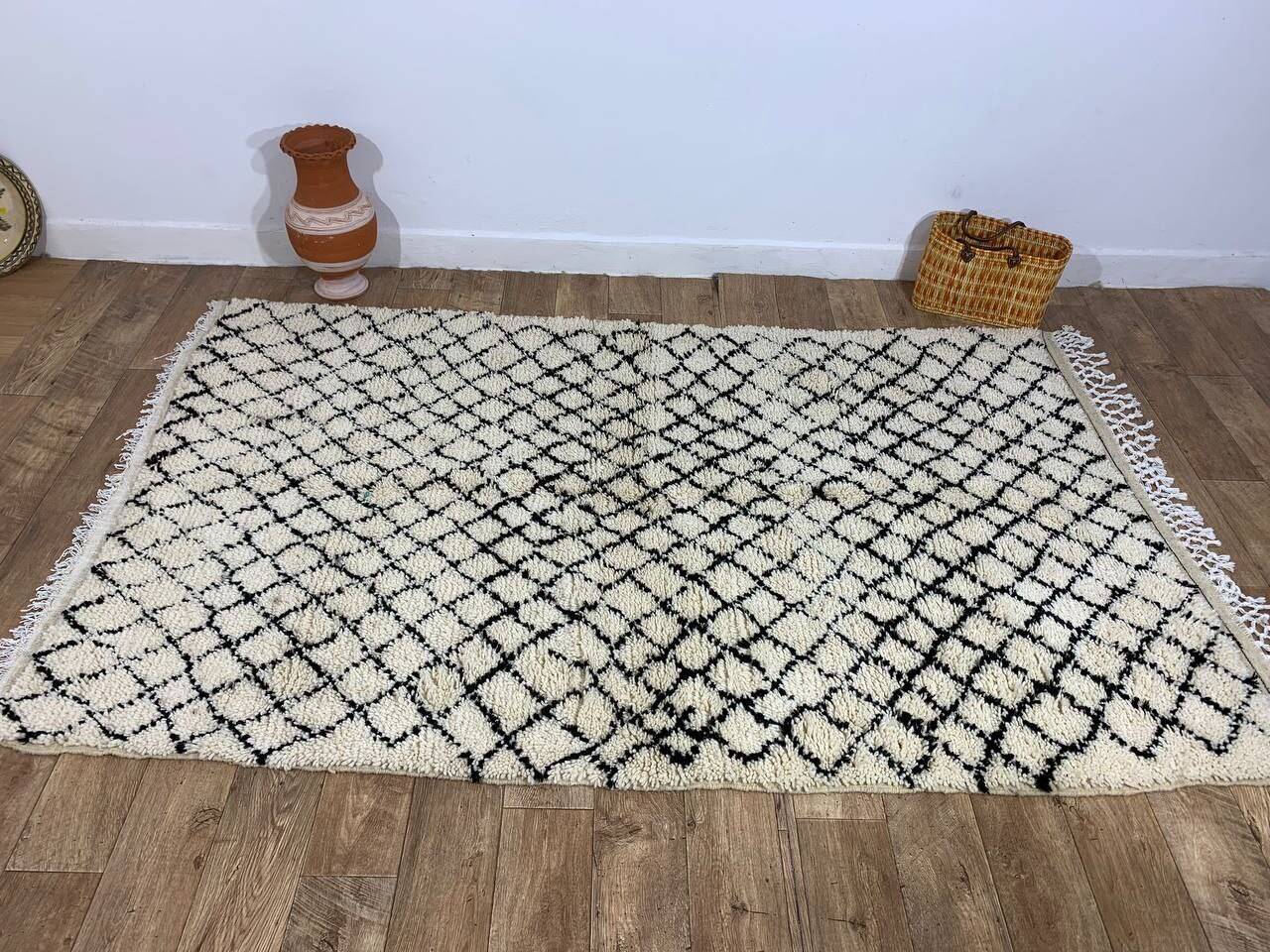 Handmade Moroccan Berber rug 260 x 156