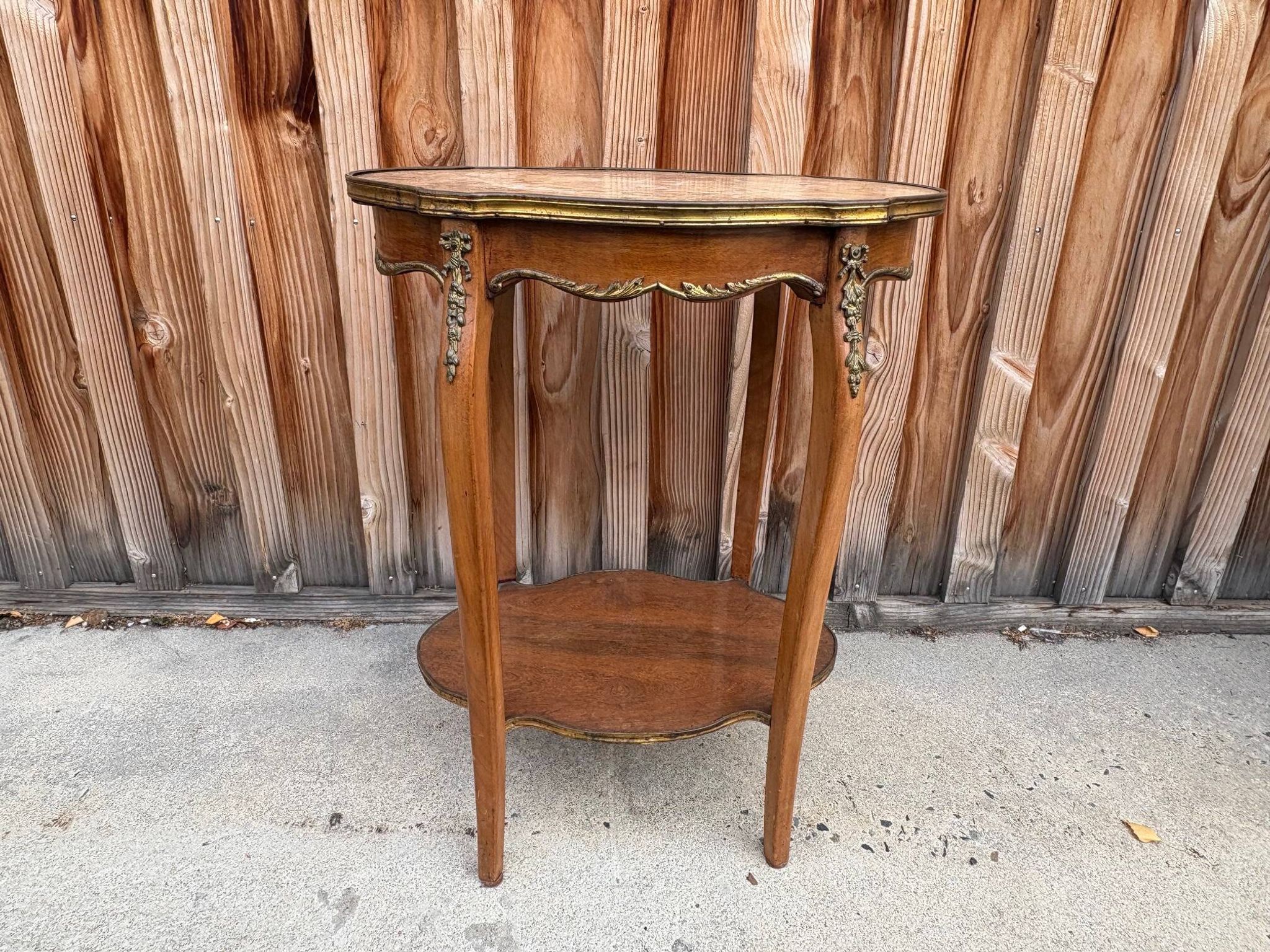 Antique Louis XV gueridon – pink marble and gilded brass – late 19th century