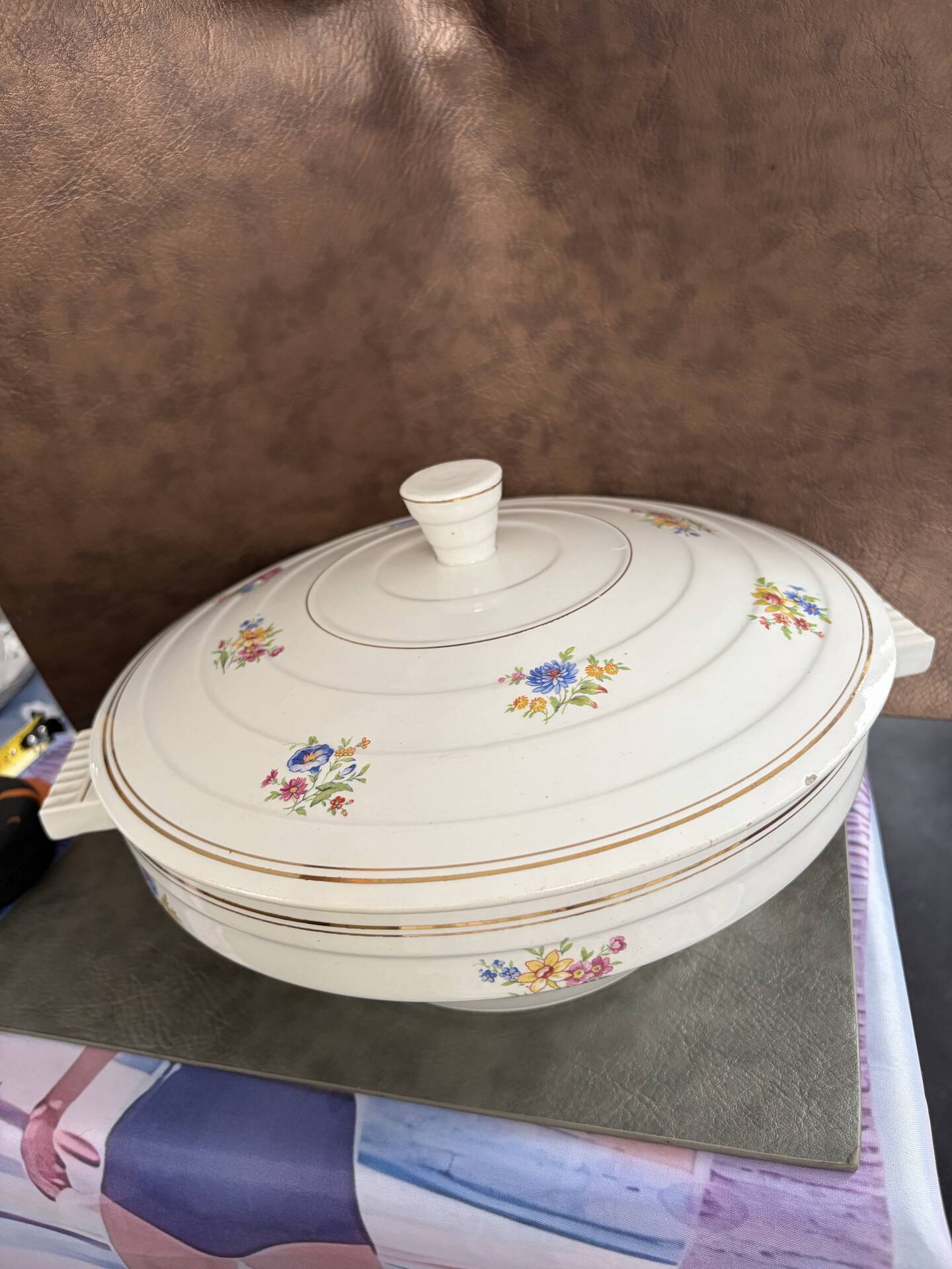 Vintage soup tureen with Art Deco flowers, opaque porcelain, Versailles.