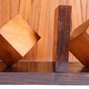 Cubist pair of bookends made of stained solid wood, 1960.