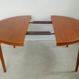 Danish round dining table by Sören Willadsen in teak, 60s