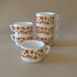 Six Scania Arcopal coffee cups