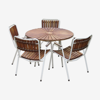 Table en teck Daneline Garden et ensemble de 4 chaises empilables