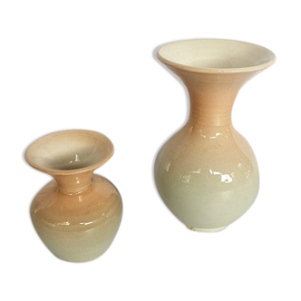 Pair of vases