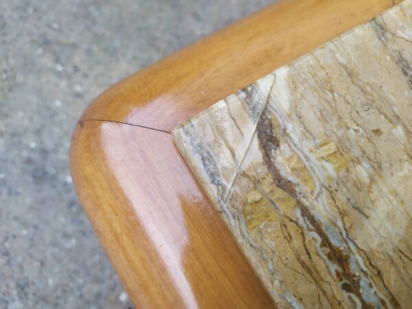 Table basse architonic en travertin