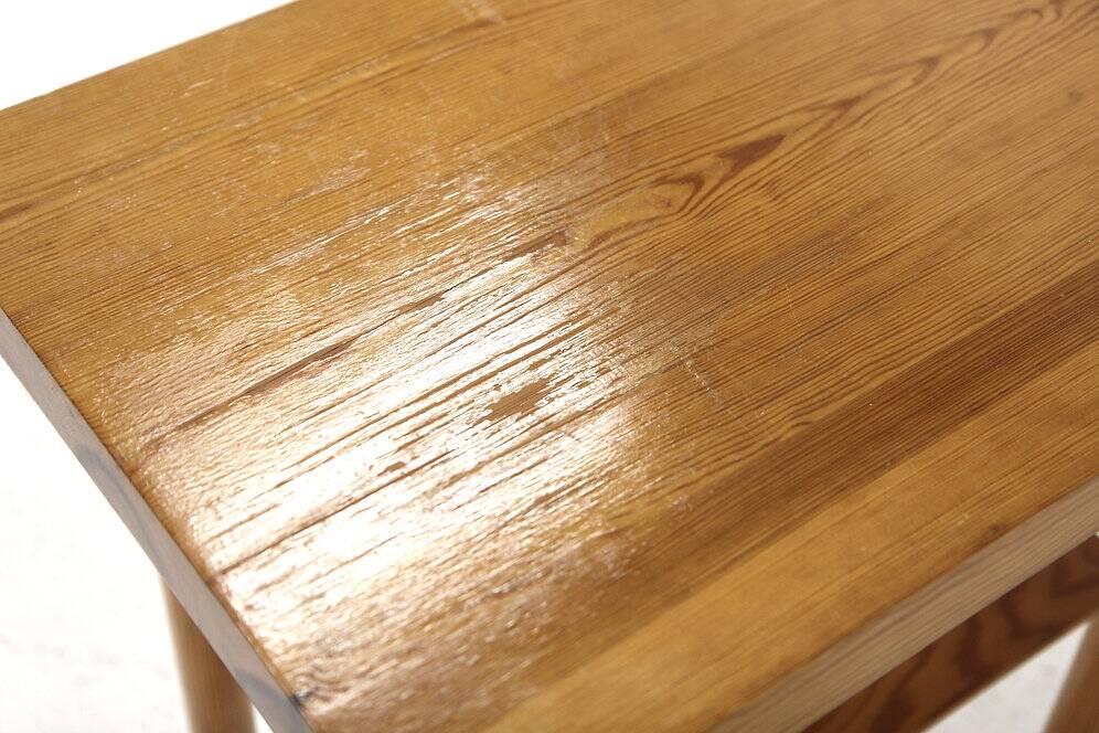Table de chevet scandinave en pin, Suède, 1960