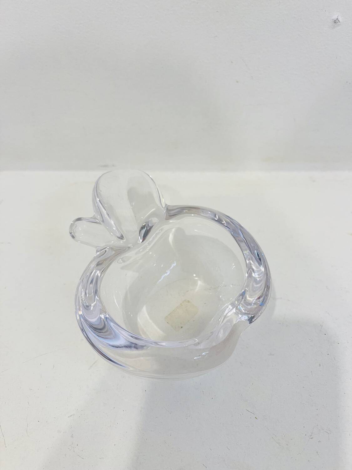 Crystal apple-shaped catchall – Vannes-le-Châtel, 1970s