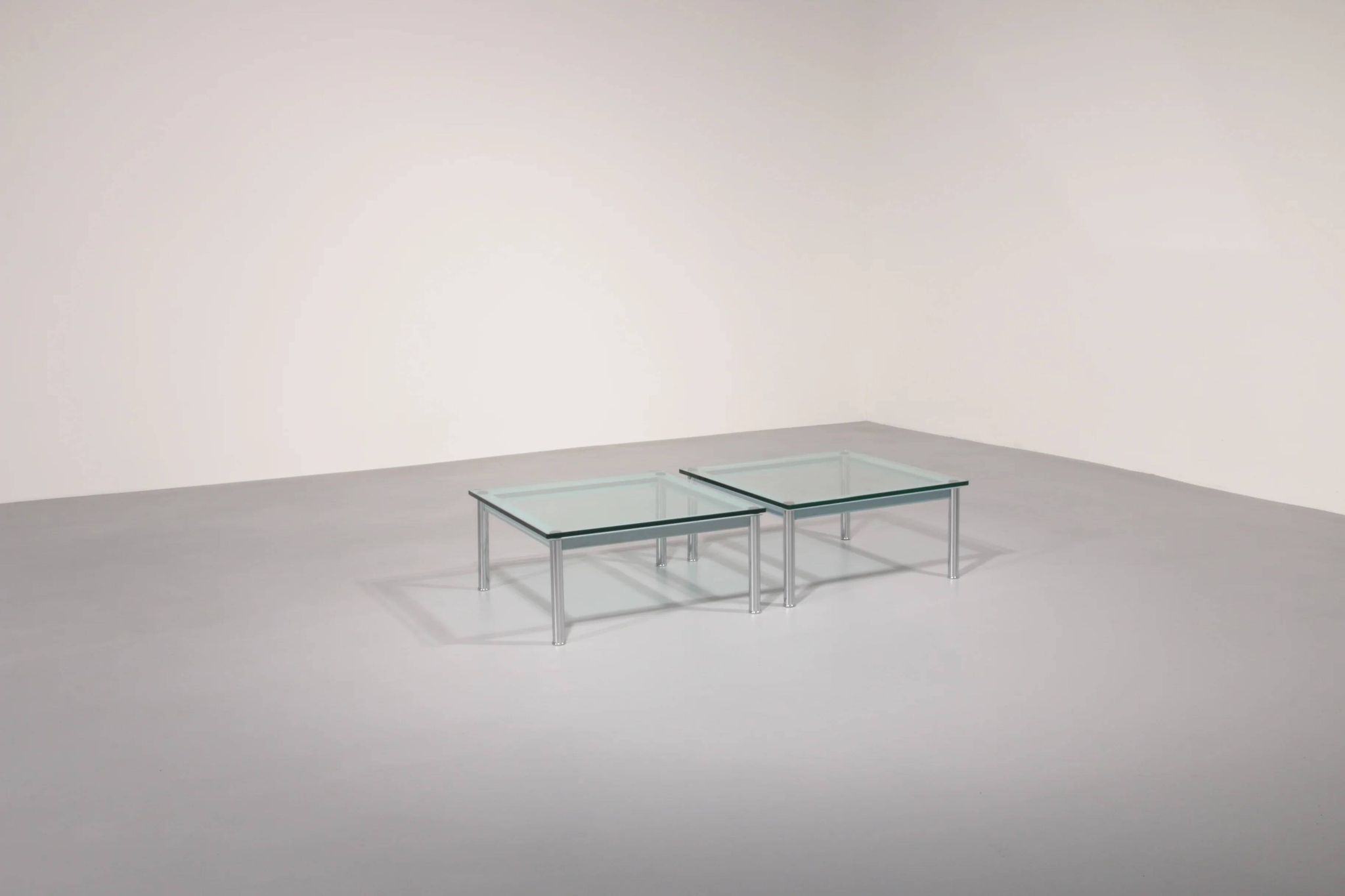 Cassina LC-10 coffee table by Le Corbusier – rare light blue glass edition