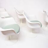 Ensemble de table à manger et six chaises Space-Age Tulip des années 1970 par Eero Saarinen pour Knoll