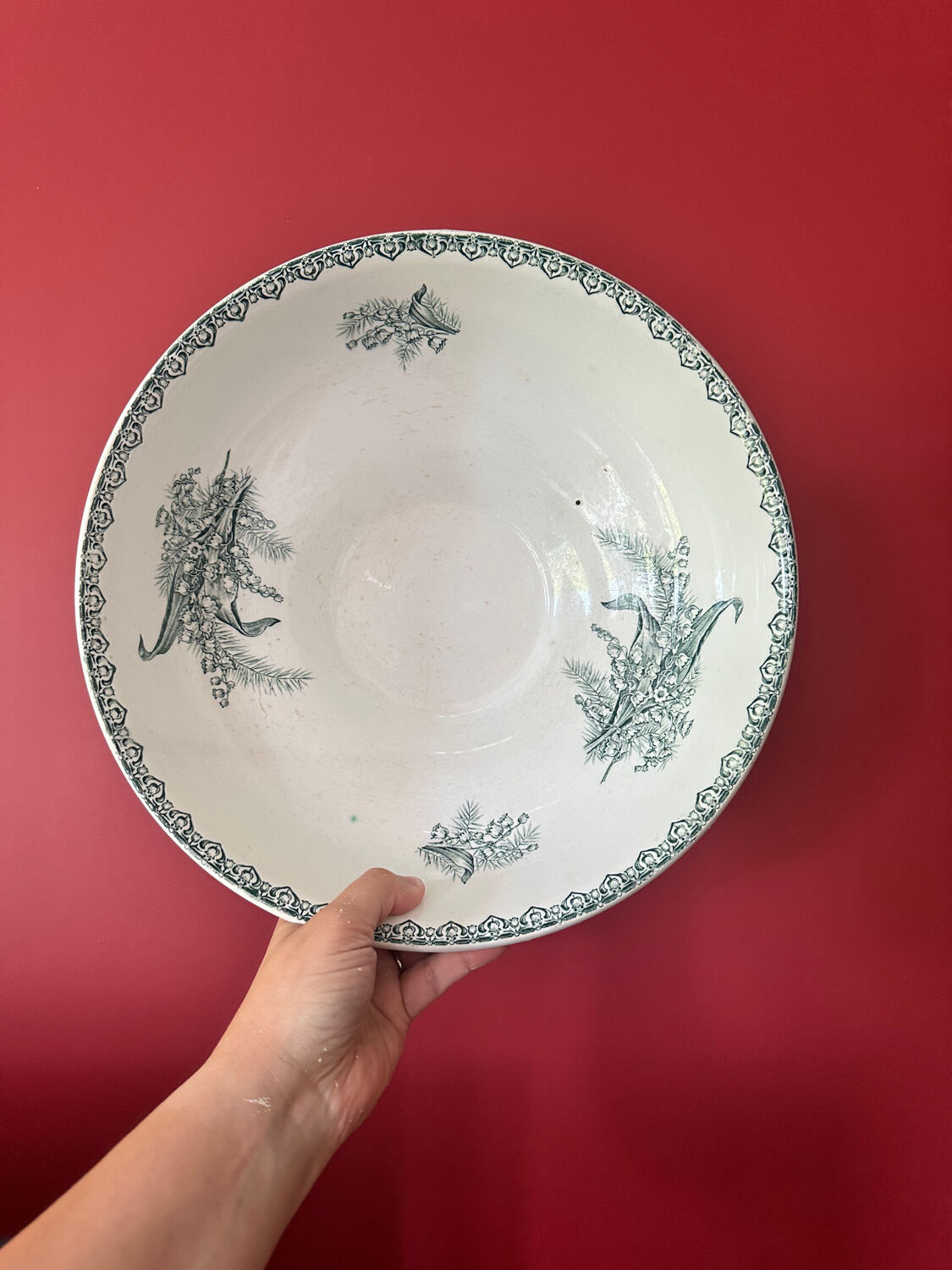 Large salad bowl