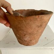 Pine resin pot