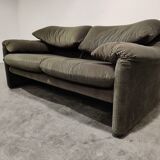Maralunga sofa by Vico Magistretti for Cassina, 1973