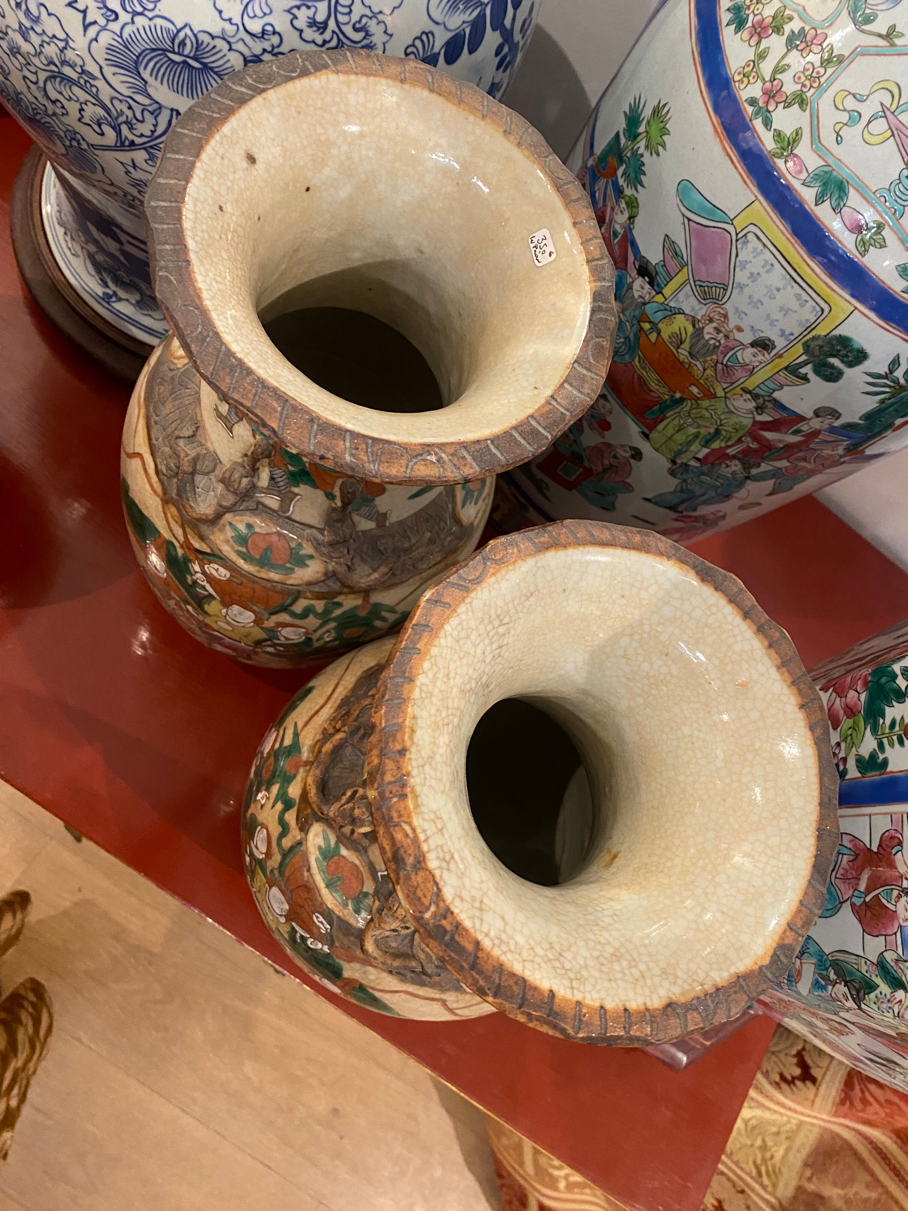 Paire de vases chinois
