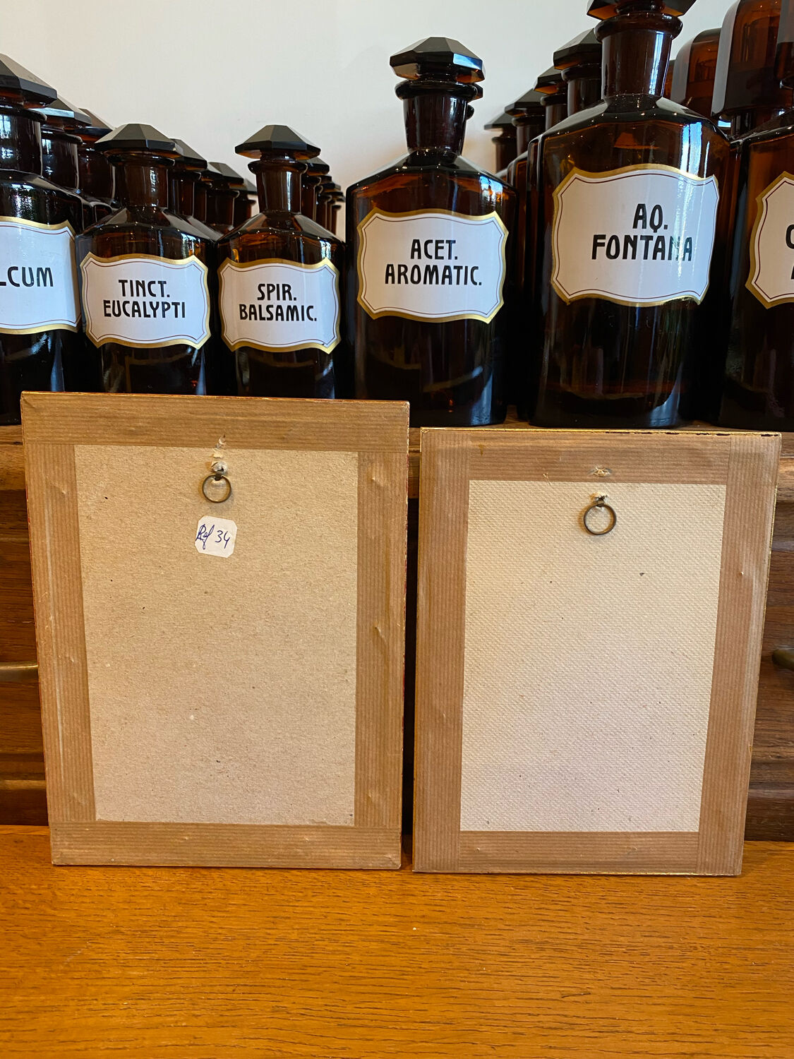 Set of decorative frames