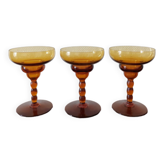 Lot de 3 verres pied ambré vintage