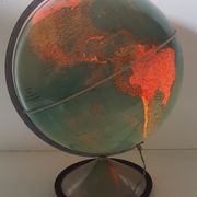 Light earth globe "hercule"
