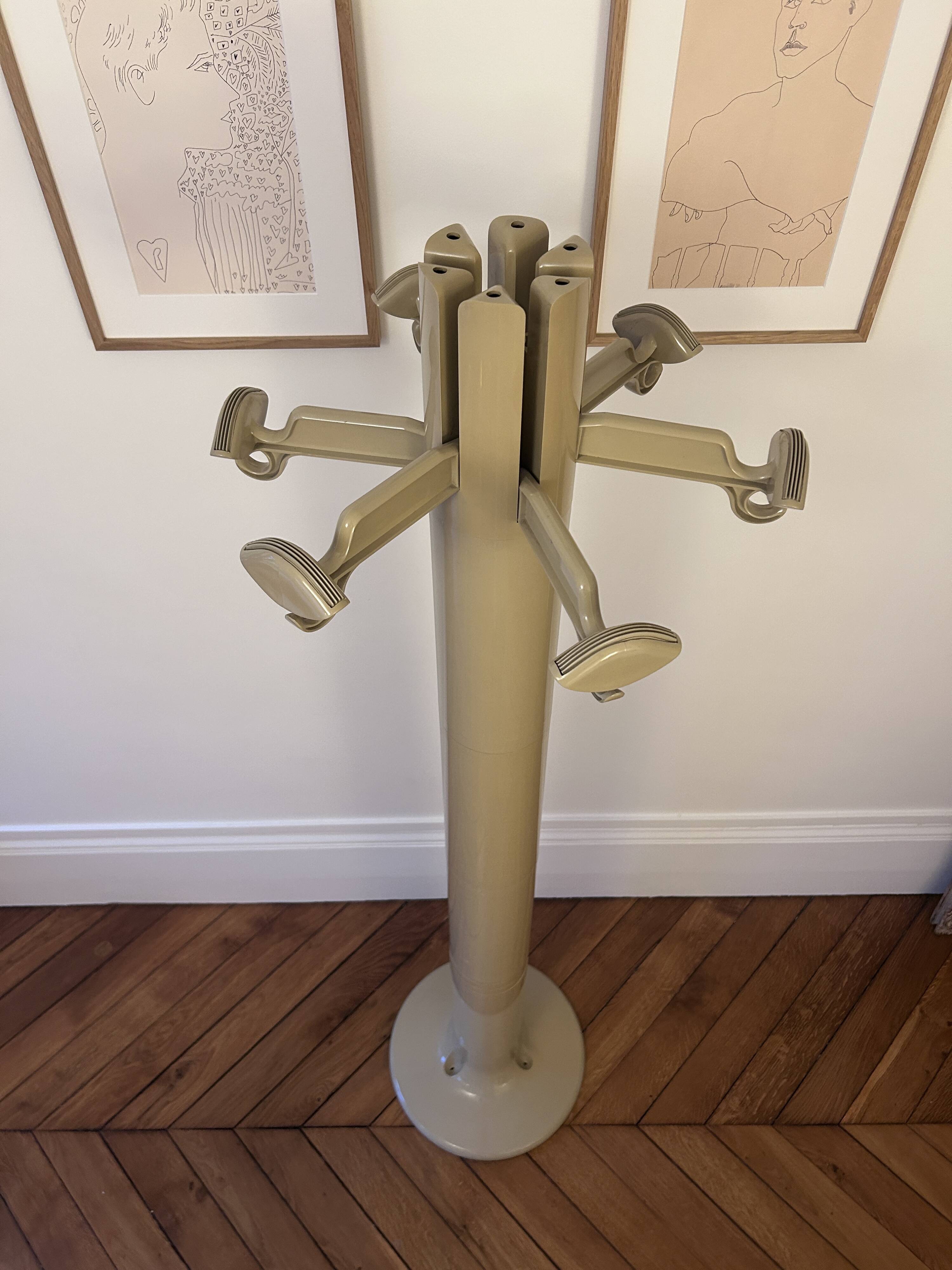 Planta coat rack by Giancarlo Piretti for Castelli, 1970