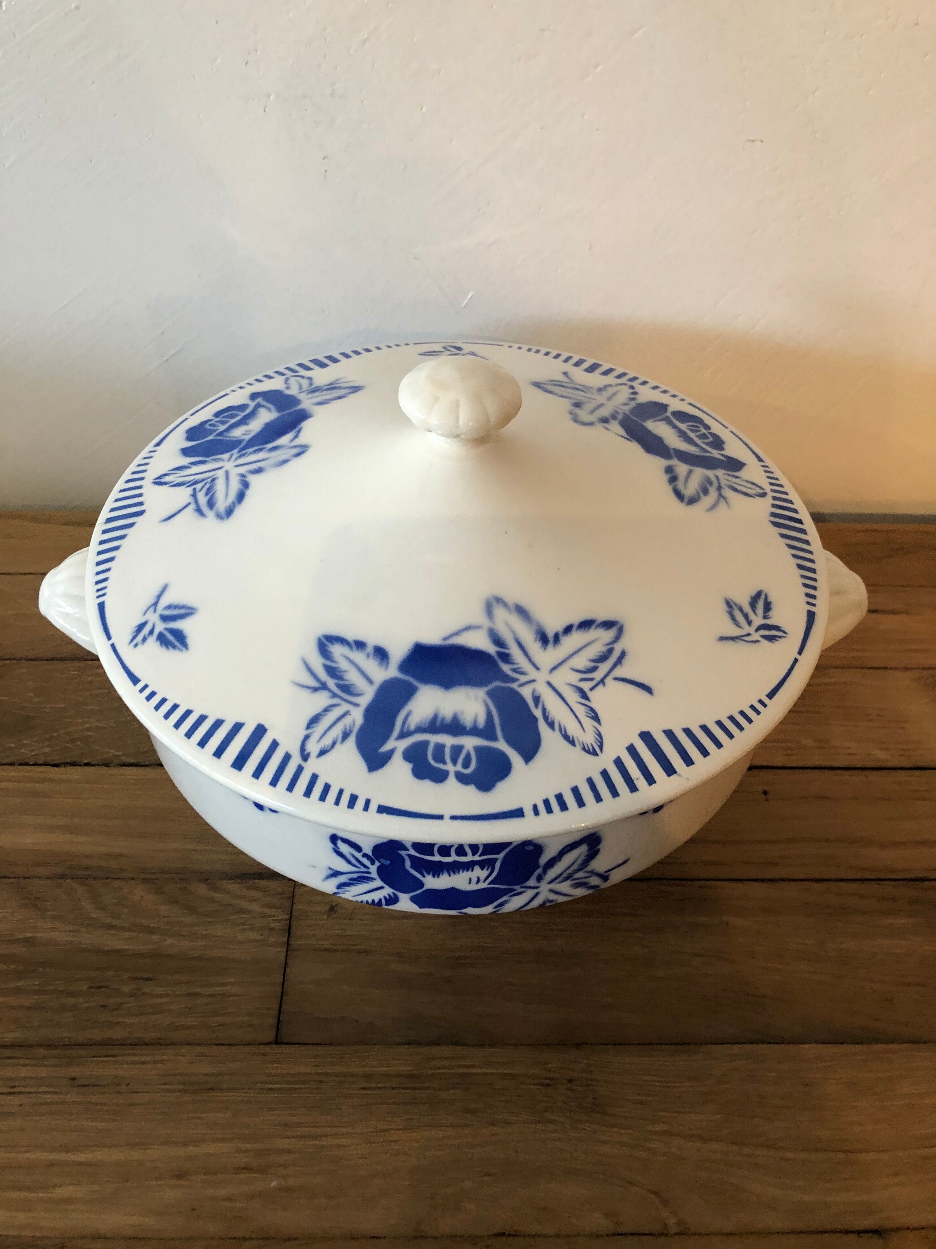 Vintage soup, Digoin Sarreguemines, Model Algar