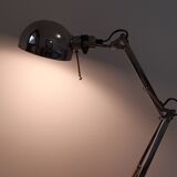 Articulated industrial style desk lamp