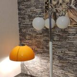 Floor lamp with tulip base and cascading globe 1980