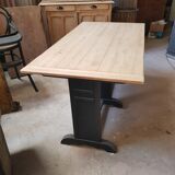 Bistro table