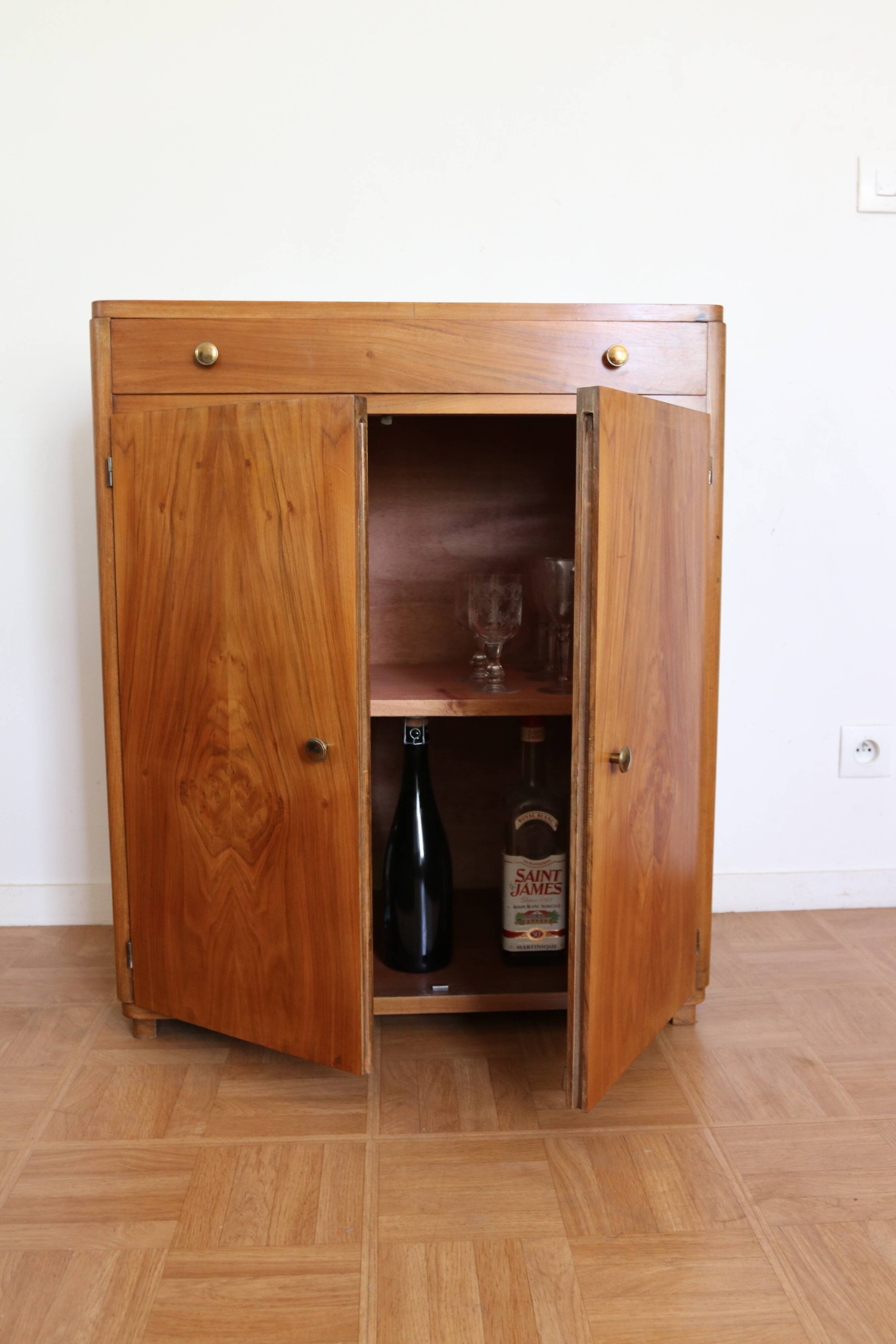 Walnut veneer buffet