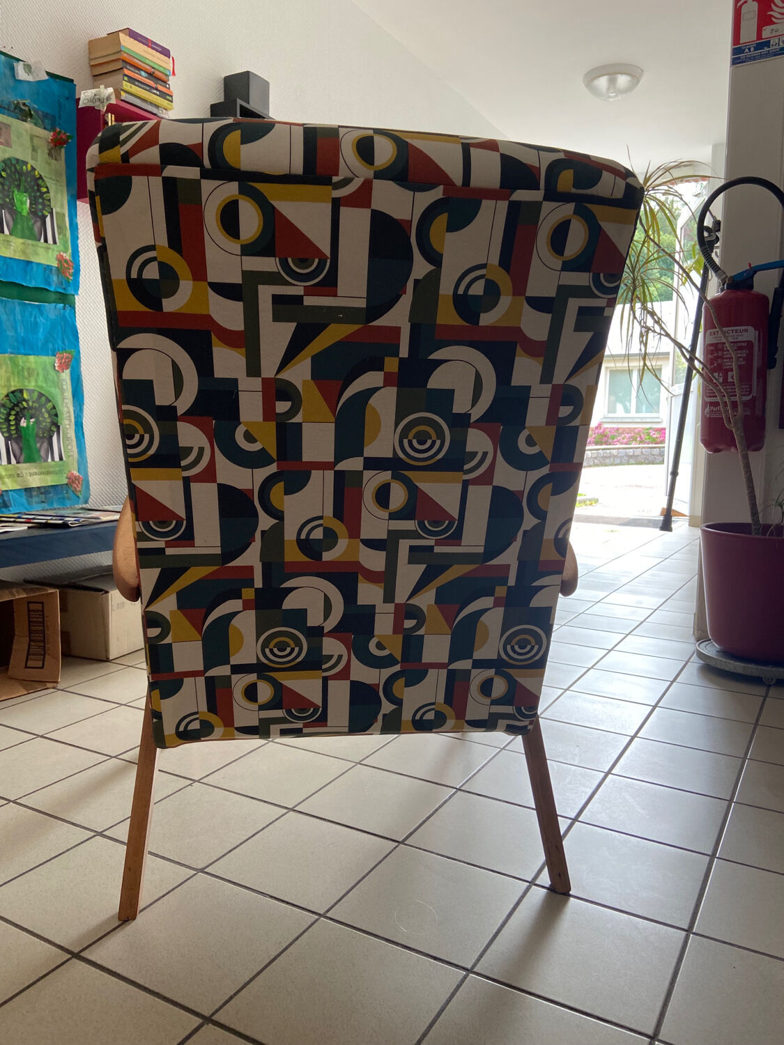 Fauteuil années 60 tapissé à neuf