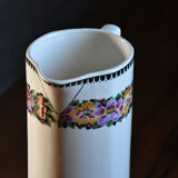 Large Pitcher