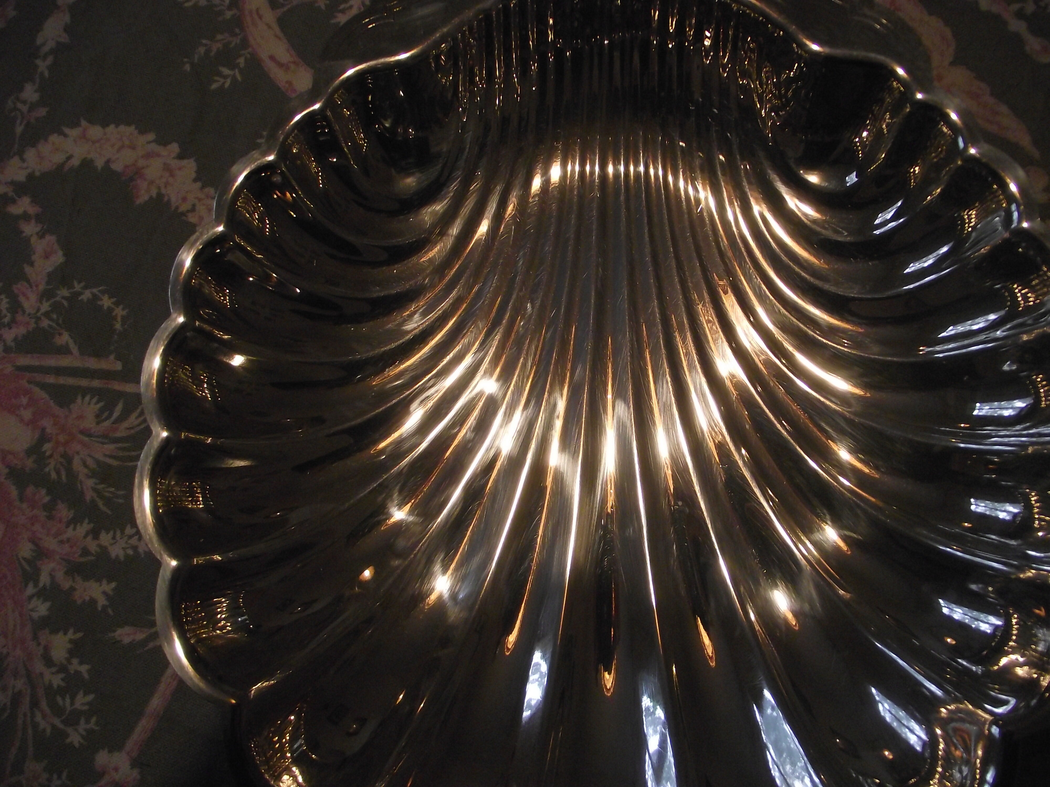Cut silver metal shell silverware flower production Christofle