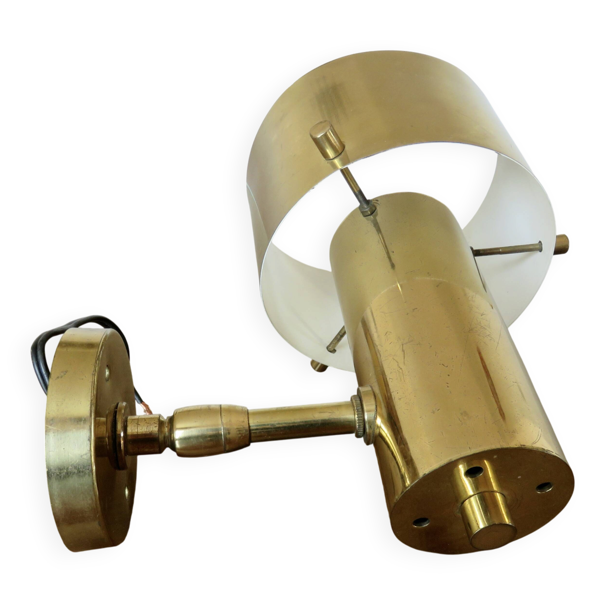 Jo Hammerborg wall lamp in brass, Denmark, 1970s.