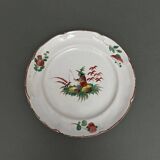 18th century Islettes earthenware plate with Chinese decoration