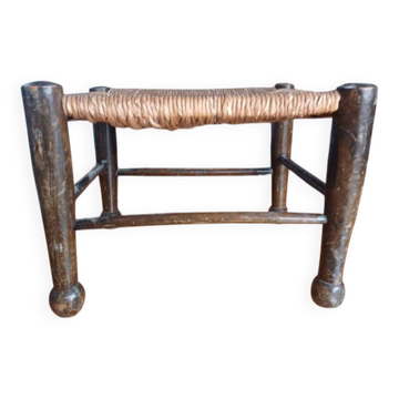 Petit tabouret rustique vintage en bois et paille ​
