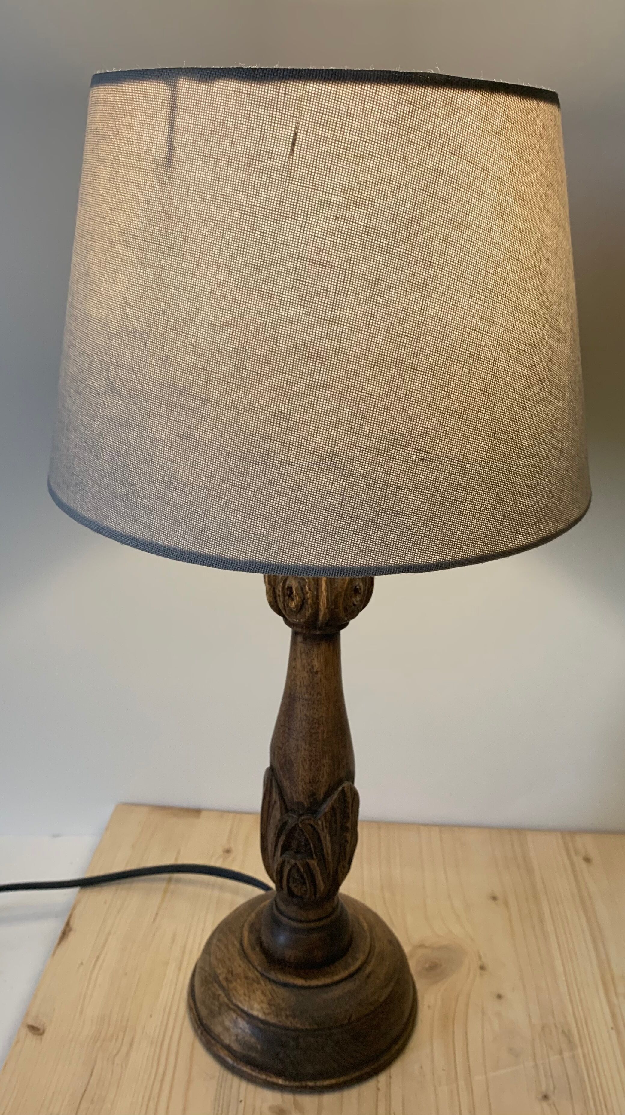Wooden lamp foot