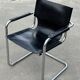 Ensemble de 4 chaises cantilever design noir et chrome fabriquées en Italie