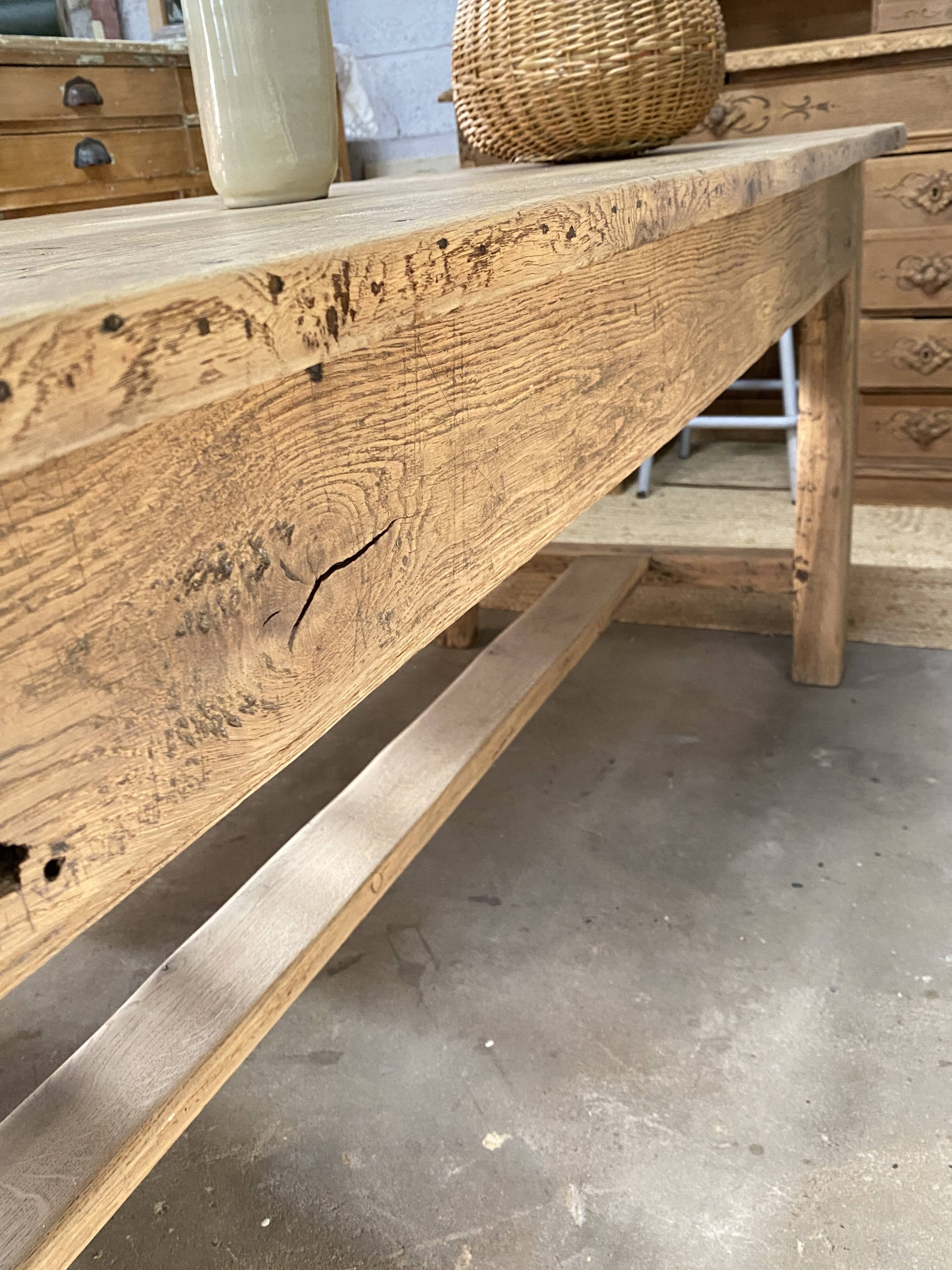 oak farmhouse table - 2 drawers