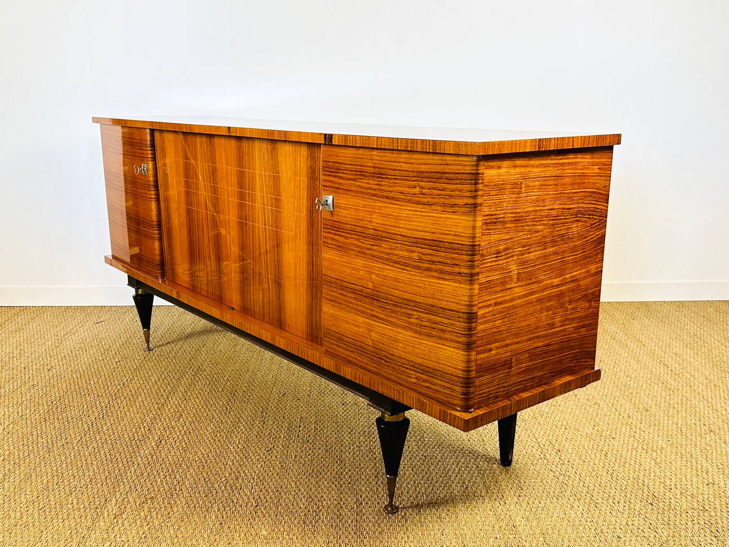Art Deco buffet in Macassar 1940