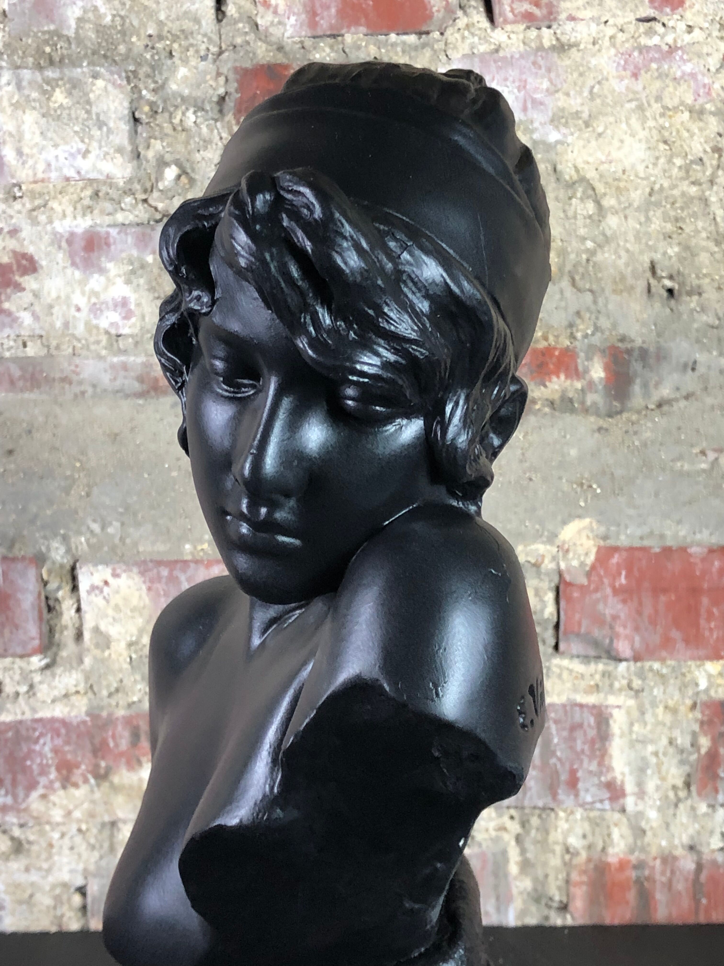Art Nouveau woman bust in plaster signed E.Villanis