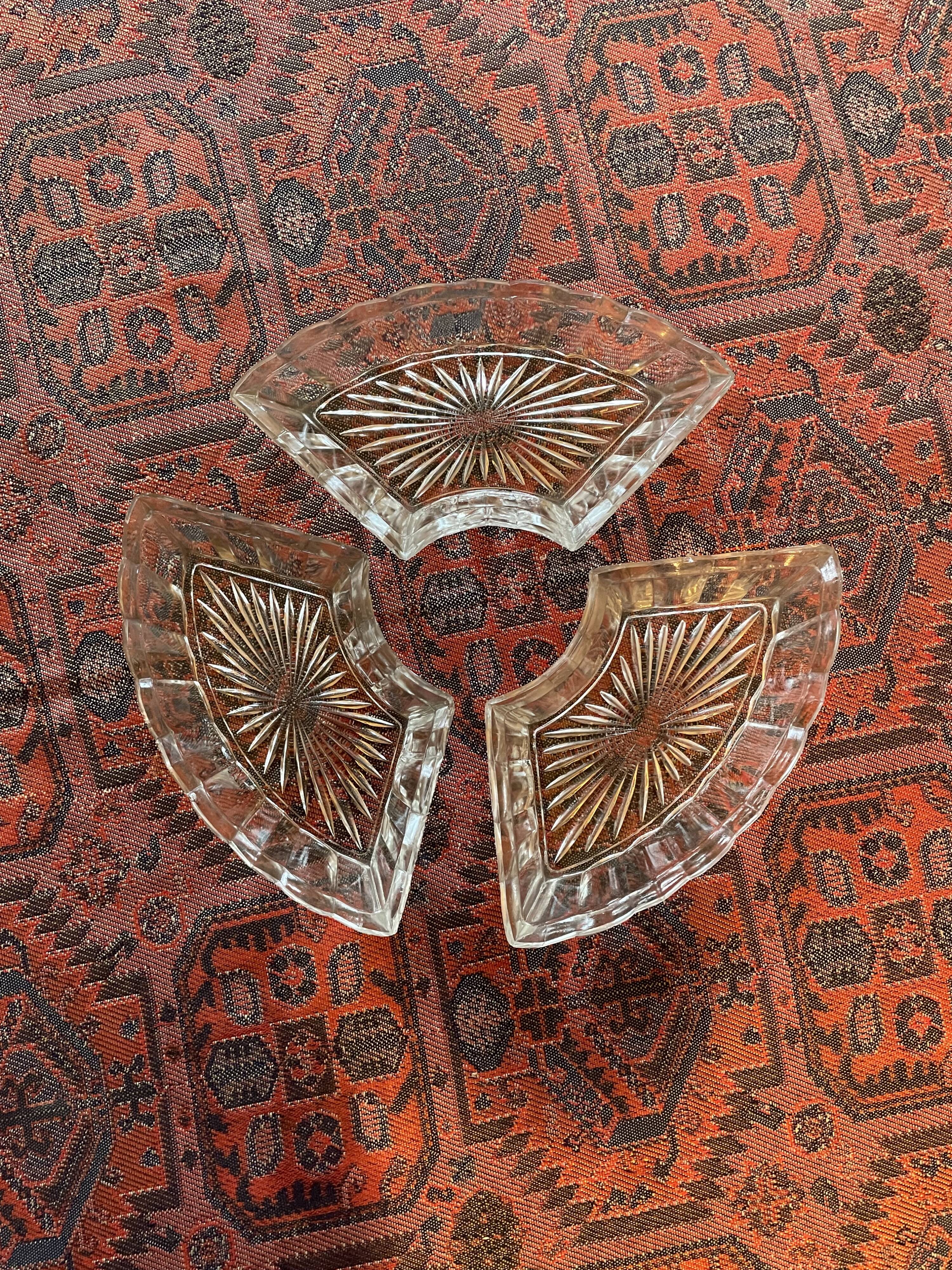 Set of 3 cut glass aperitif bowls - old, vintage