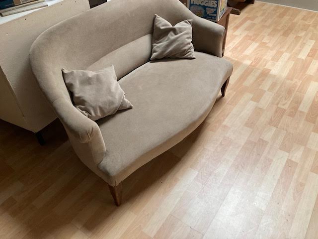 2-seater velvet sofa