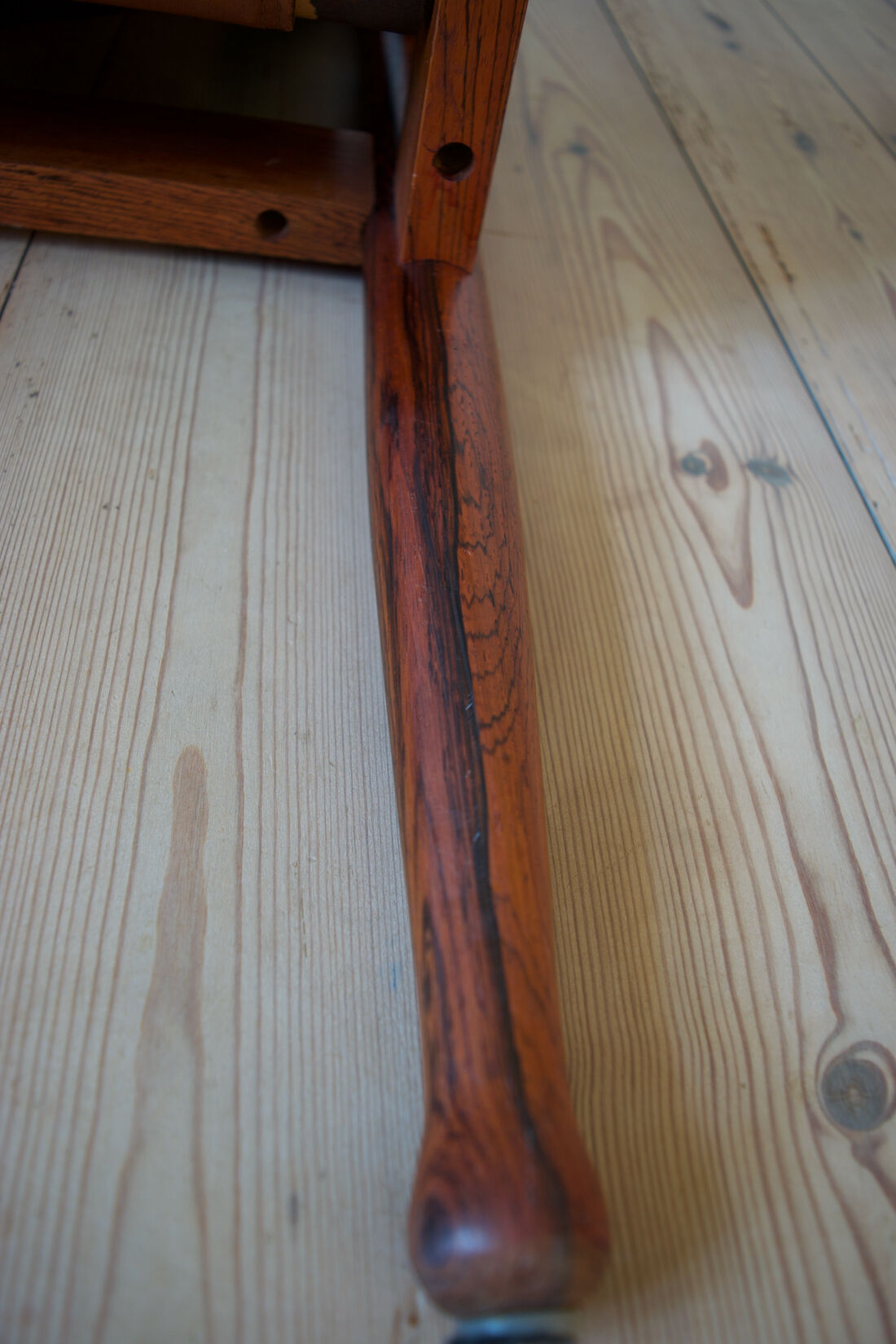 Safari armchair in Rosewood by Erik Wortz for Niels Eilersen.