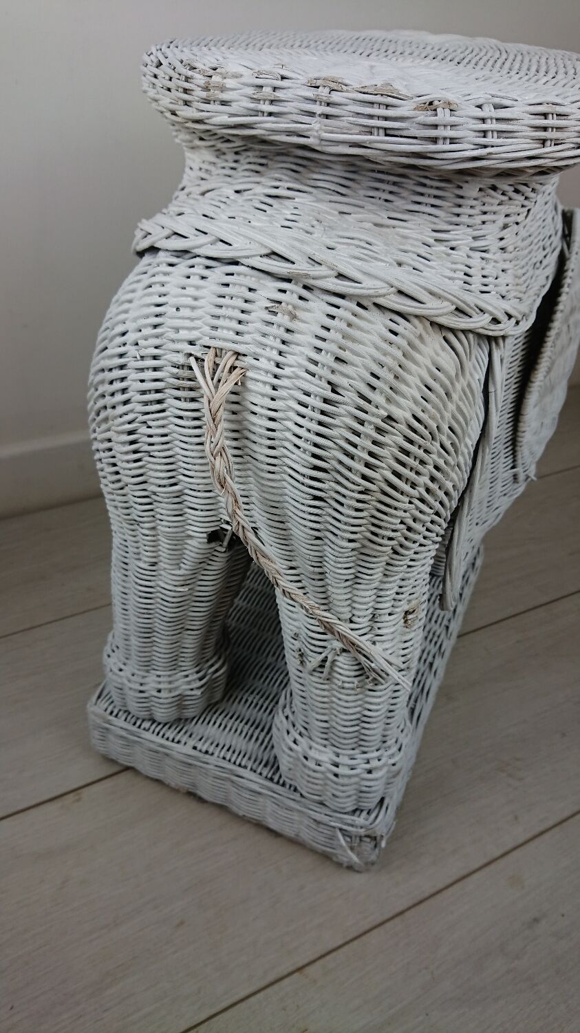 Elephant wicker table