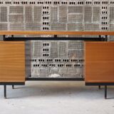 Mahogany veneer desk by Pierre Guariche for Minvielle, 1950s