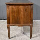 Sauteuse chest of drawers in walnut, Louis XVI period – Late 18th century